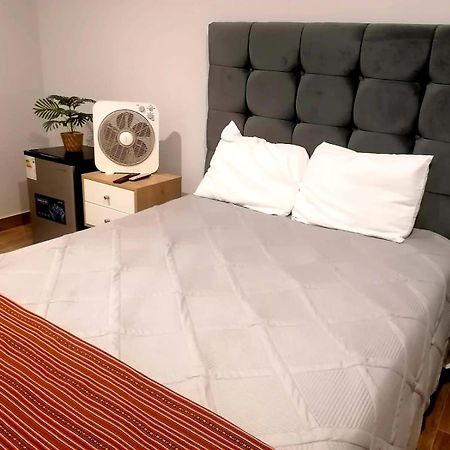 Hotel Sol De Ocucaje #1 San Antonio Dış mekan fotoğraf